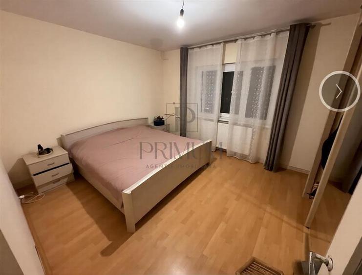 Apartament cu 3 camere decomandat, mobilat în Bucovina