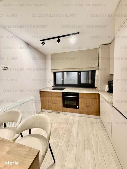 Apartament cu 3 camere decomandat în Tractorul