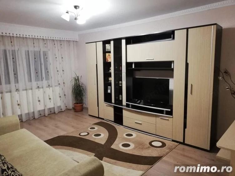 Apartament cu 2 camere decomandat în Regie
