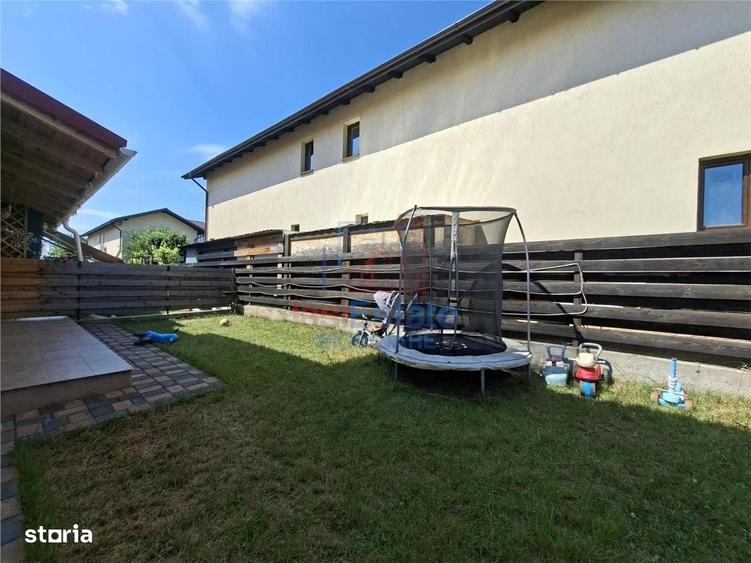 Casă cu 4 camere în Horpaz