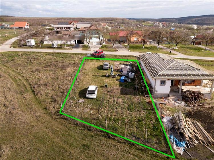 Teren intravilan de 500 mp, în Betfia