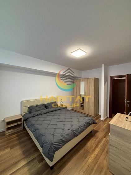 Apartament cu 5 camere decomandat, mobilat în Berceni