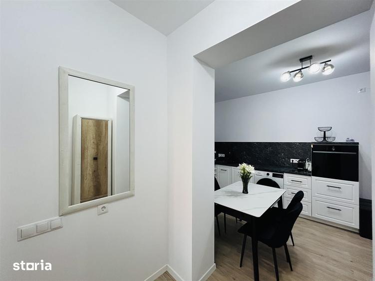 Apartament ultracentral, renovat complet - 2 bai, etaj 1 - 9