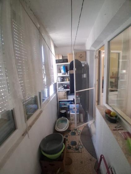 Apartament cu 3 camere decomandat, mobilat în Nord-Est