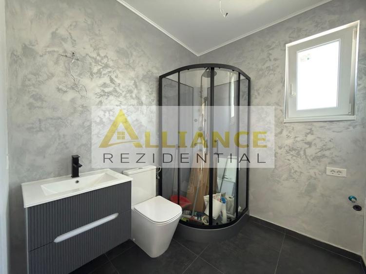 Casă individuală cu 4 camere decomandat cu Canalizare în Berceni