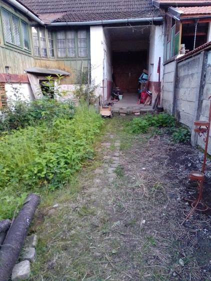 Casă cu 3 camere cu Teren 511 Mp în Bocșa