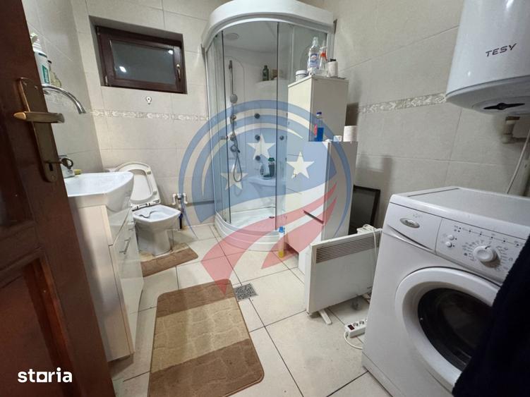 Casă cu 3 camere cu Teren 1603 Mp în Butoiești