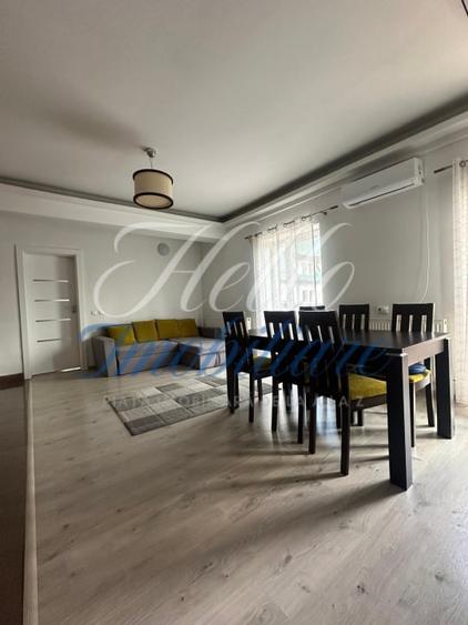 Apartament cu 4 camere semidecomandat în Florești