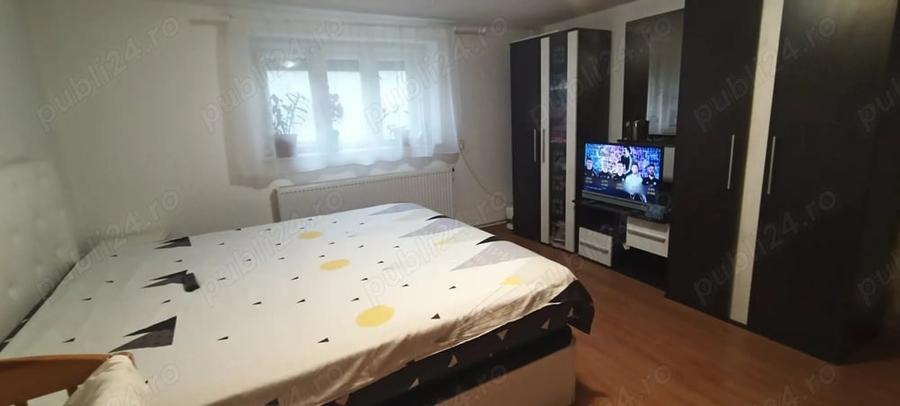 Casă cu 3 camere cu Teren 860 Mp în Mera