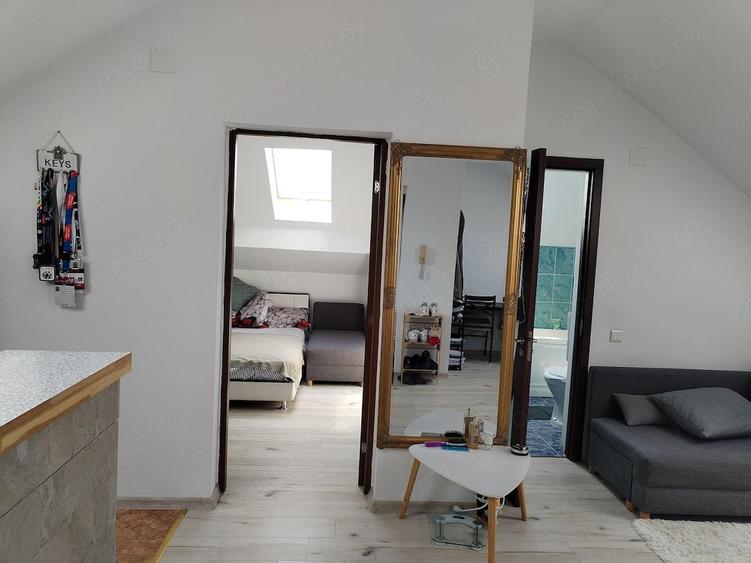 Apartament cu 2 camere decomandat în Florești