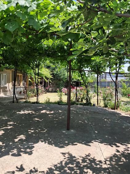 Casă cu 4 camere cu Teren 750 Mp în Chercea