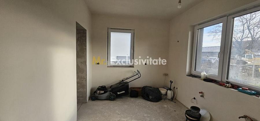 Casă individuală cu 4 camere cu Canalizare în Gilău