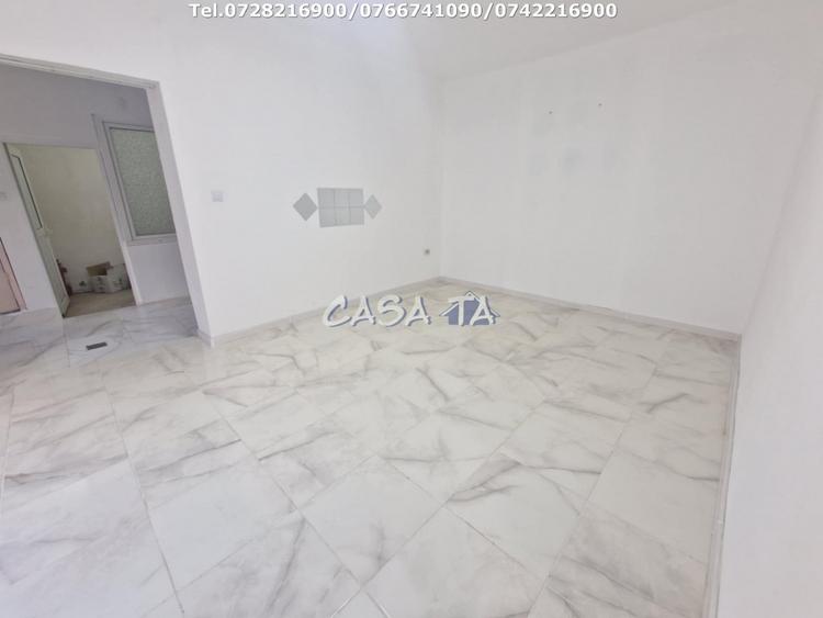 Spațiu comercial, de 60 mp, în Central