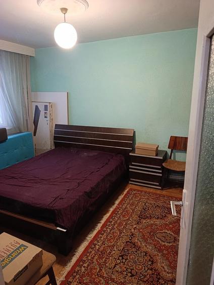 Apartament cu 3 camere decomandat în Precista