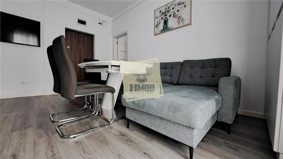Apartament cu 3 camere decomandat, mobilat în Exterior Sud