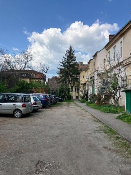Garsonieră semidecomandată în Badea Cârțan
