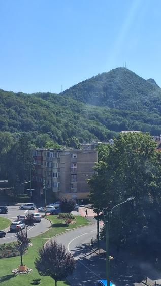 Apartament cu 3 camere decomandat în Centrul Civic