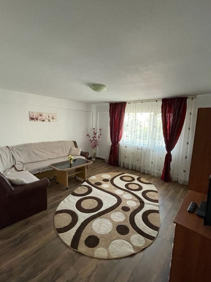 Apartament cu 2 camere decomandat în Craiovița Nouă