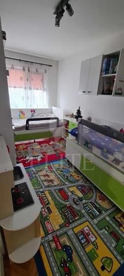Apartament cu 3 camere decomandat, mobilat în Mănăștur