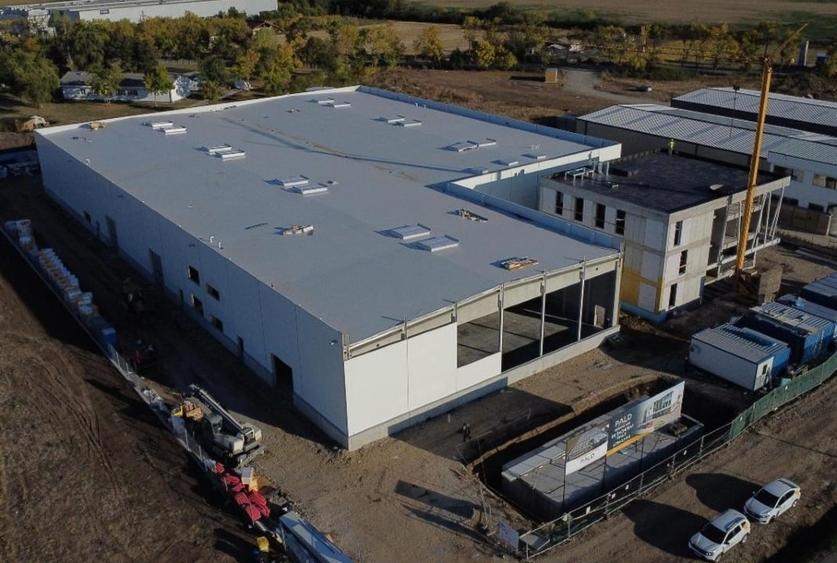 Spațiu industrial, de 500 mp, în Ghiroda