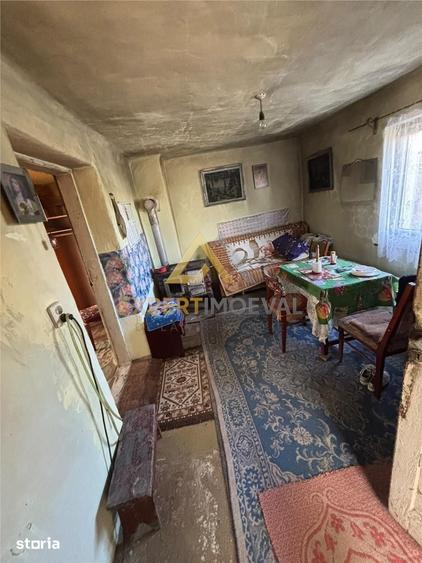Casă cu 2 camere cu Teren 2186 Mp în Satulung