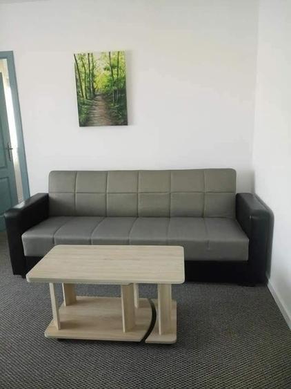 Apartament cu 2 camere semidecomandat în 7 Noiembrie