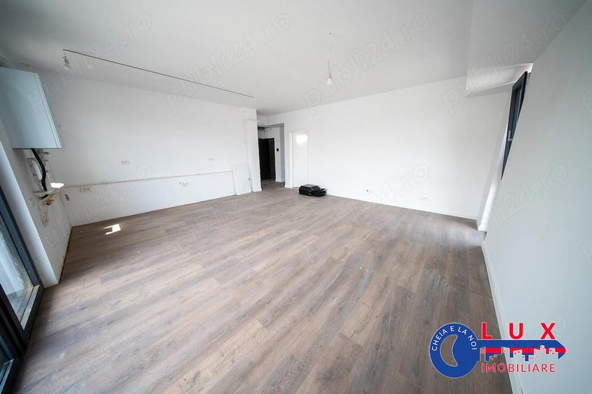 Apartament cu 3 camere decomandat în Babadag