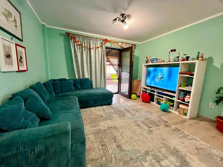 Casă individuală cu 5 camere cu Canalizare în Miroslava