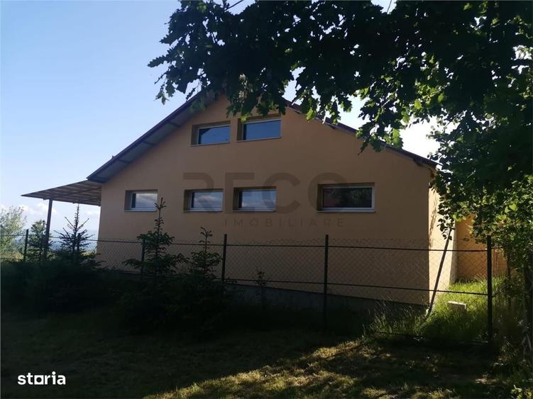 Casă cu 4 camere cu Teren 600 Mp în Roșia