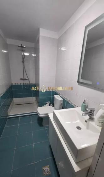 Casă individuală cu 6 camere cu Canalizare în Popești-Leordeni