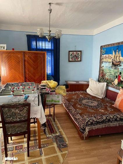 Casă cu 3 camere cu Teren 2700 Mp în Odobești