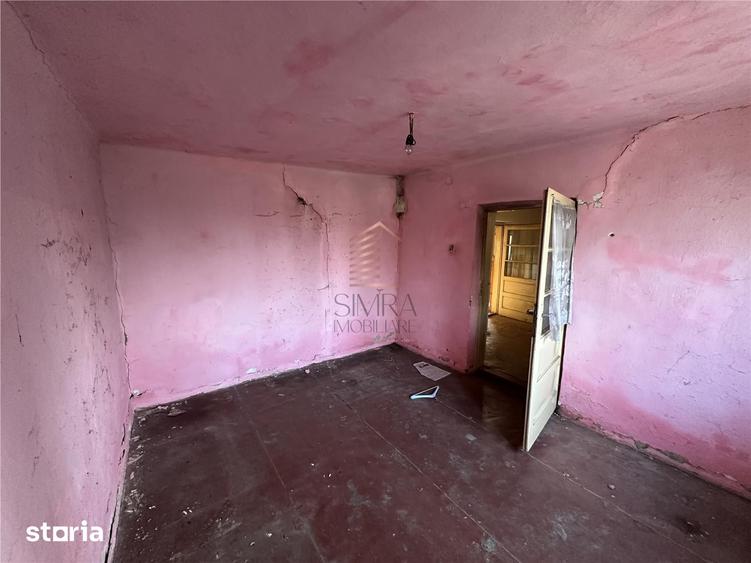 Casă cu 3 camere cu Teren 450 Mp în Central