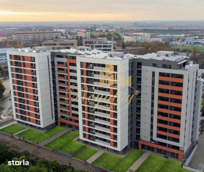 Apartament cu 2 camere, mobilat în Est