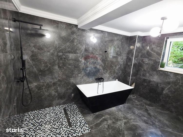 Apartament cu 4 camere în Ștefan cel Mare