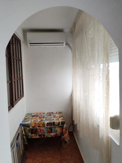 Garsonieră decomandată în Zahana