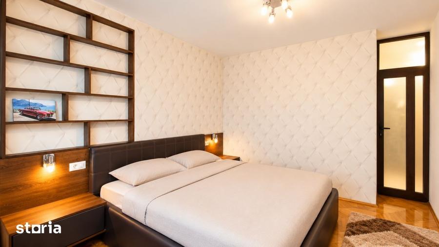 Apartament cu 3 camere, mobilat în 13 Decembrie