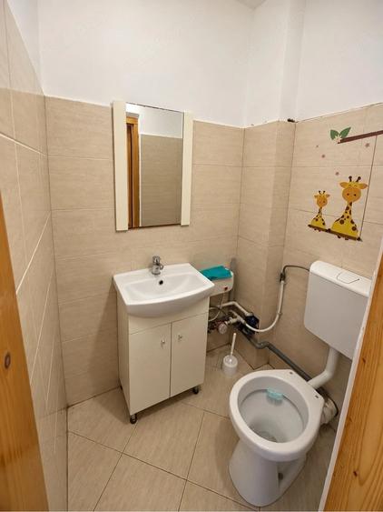 Spațiu comercial, de 22 mp, în Central
