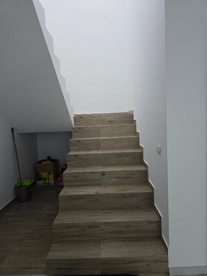 Casă individuală cu 5 camere cu Canalizare în Brănești