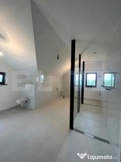 Casă cu 5 camere cu Teren 6000 Mp în Fălticeni
