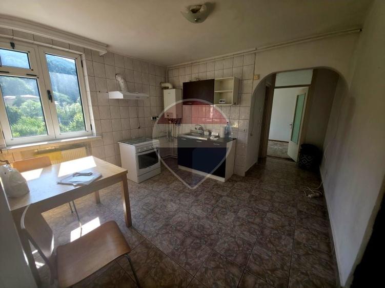 Apartament 2 camere de închiriat | Central Piatra-Neamț - 1