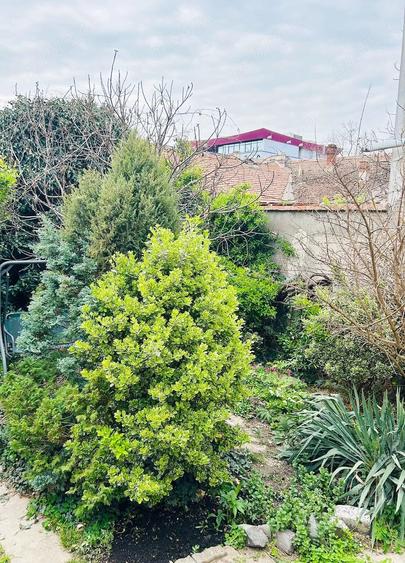 Apartament cu 4 camere decomandat în Bălcescu