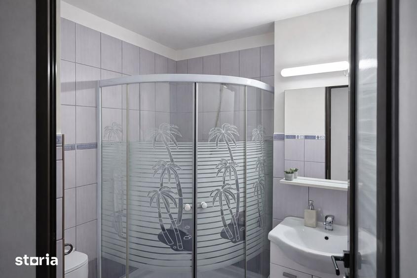Apartament cu 3 camere decomandat, mobilat în Între Lacuri