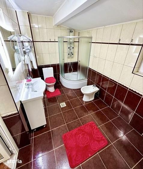 Casă cu 4 camere cu Teren 511 Mp în Poiana