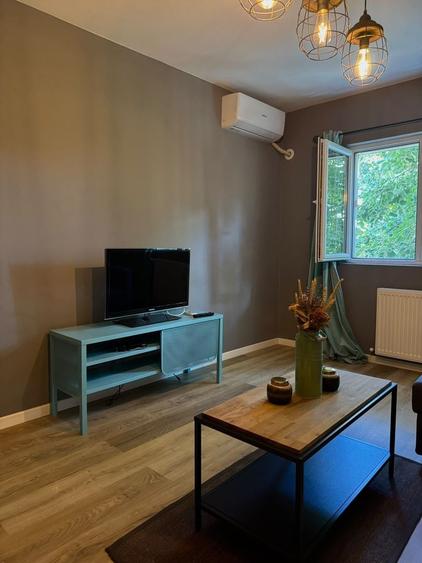 Apartament cu 2 camere decomandat, mobilat în Aviației
