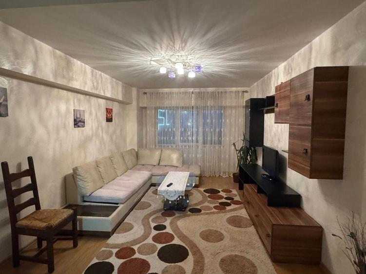 Apartament cu 4 camere decomandat în Obcini