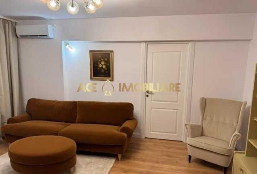 Apartament cu 2 camere semidecomandat, mobilat în Timpuri Noi