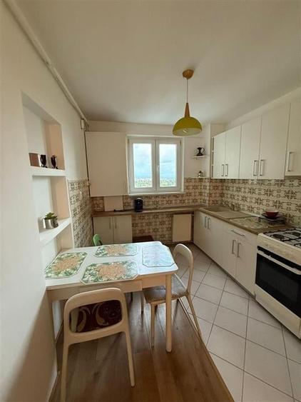 Apartament cu 3 camere circular în Astra