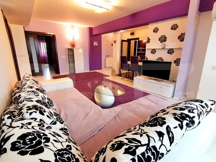 Apartament cu 4 camere decomandat, mobilat în Calea București
