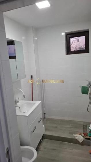 Apartament cu 4 camere decomandat, mobilat în Giulești