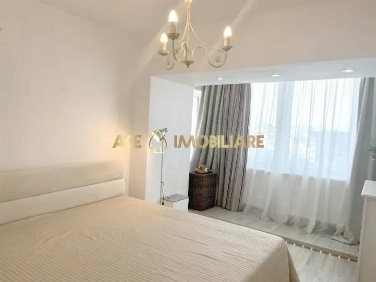 Decebal - Ultracentral | 3 camere | Centrala proprie | 2 Bai - 4